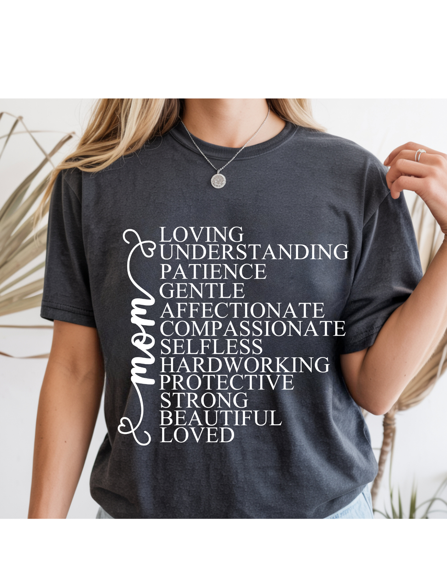 “Mom” Definition Tee 💕